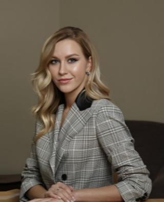 Светлана Захарова